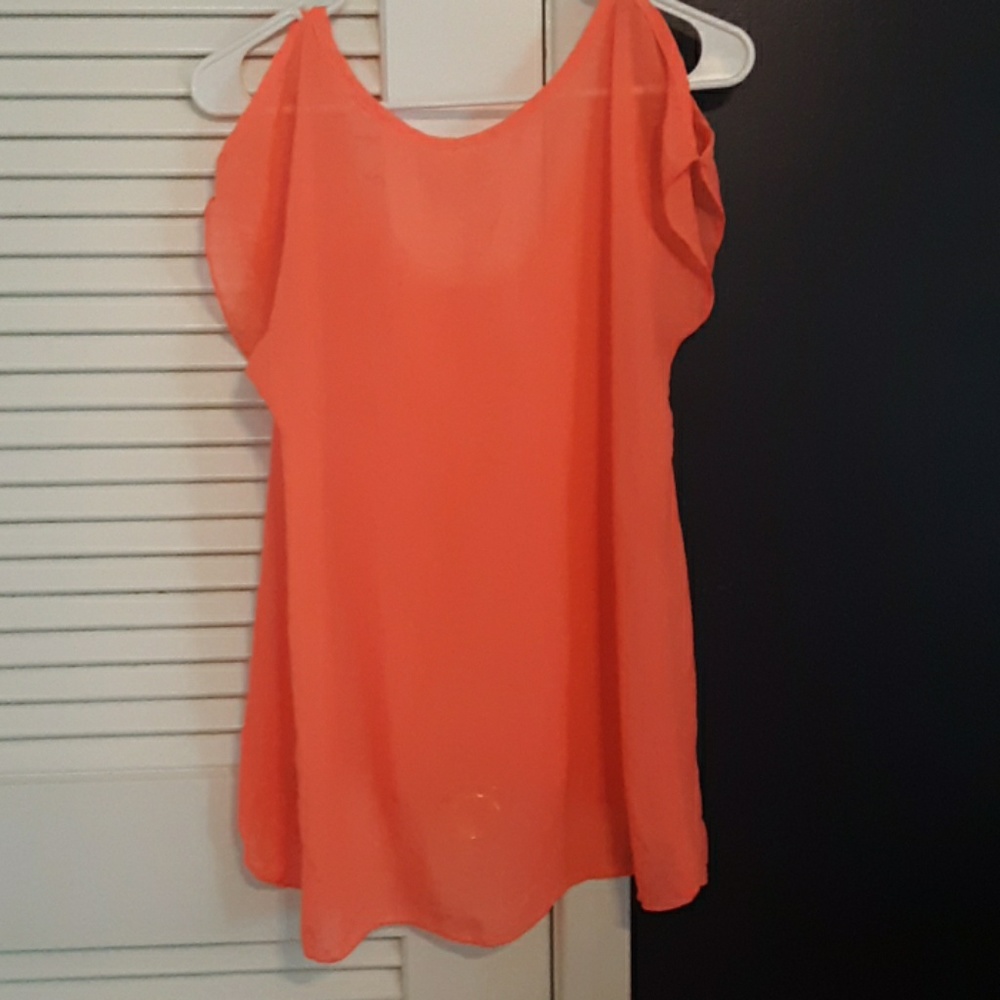 Shirt - Picture 2 of 4